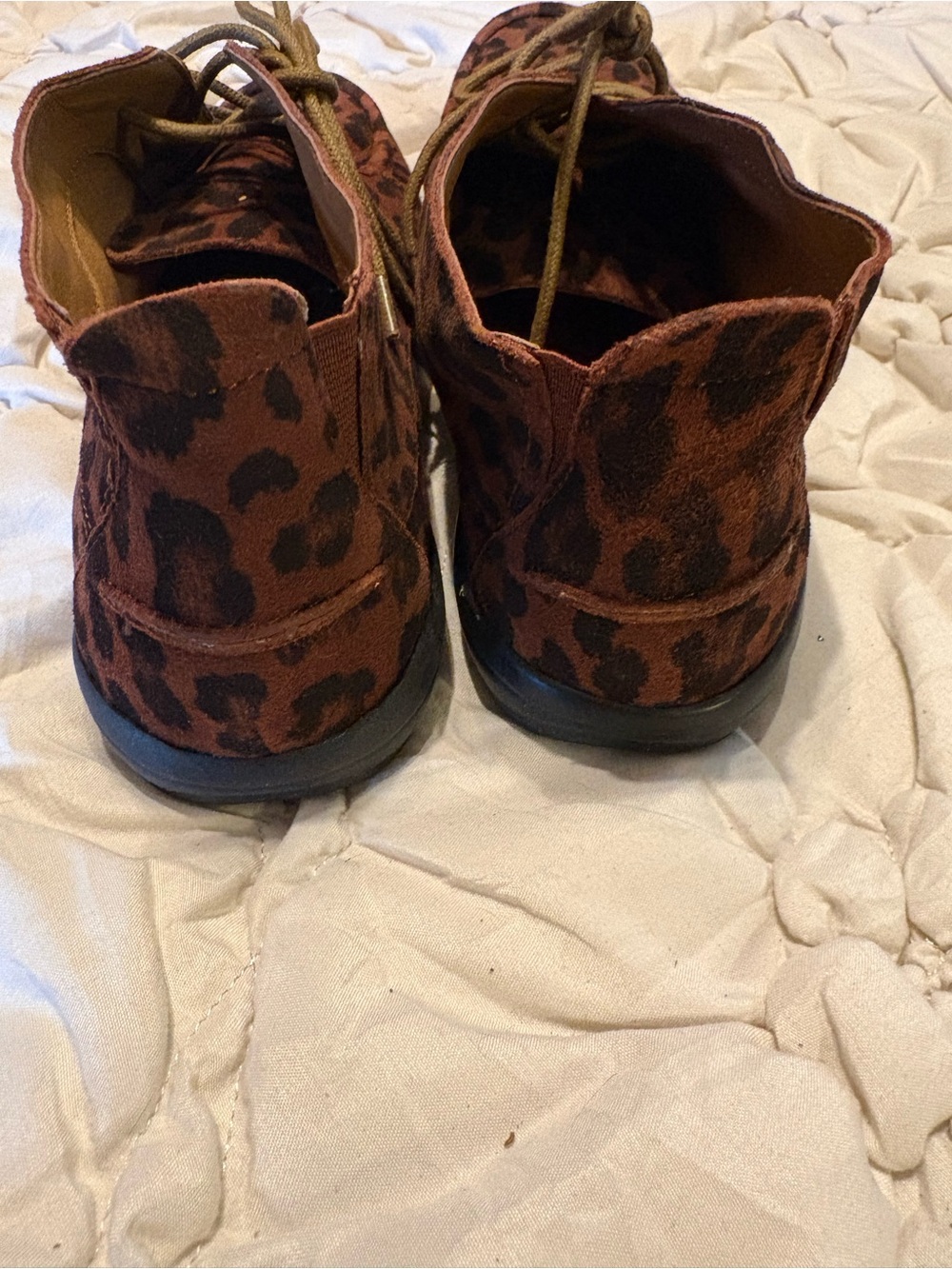 Women’s Easy Spirit Leopard-Print bootie Boots in cheetah 🐆 print - Picture 4 of 5